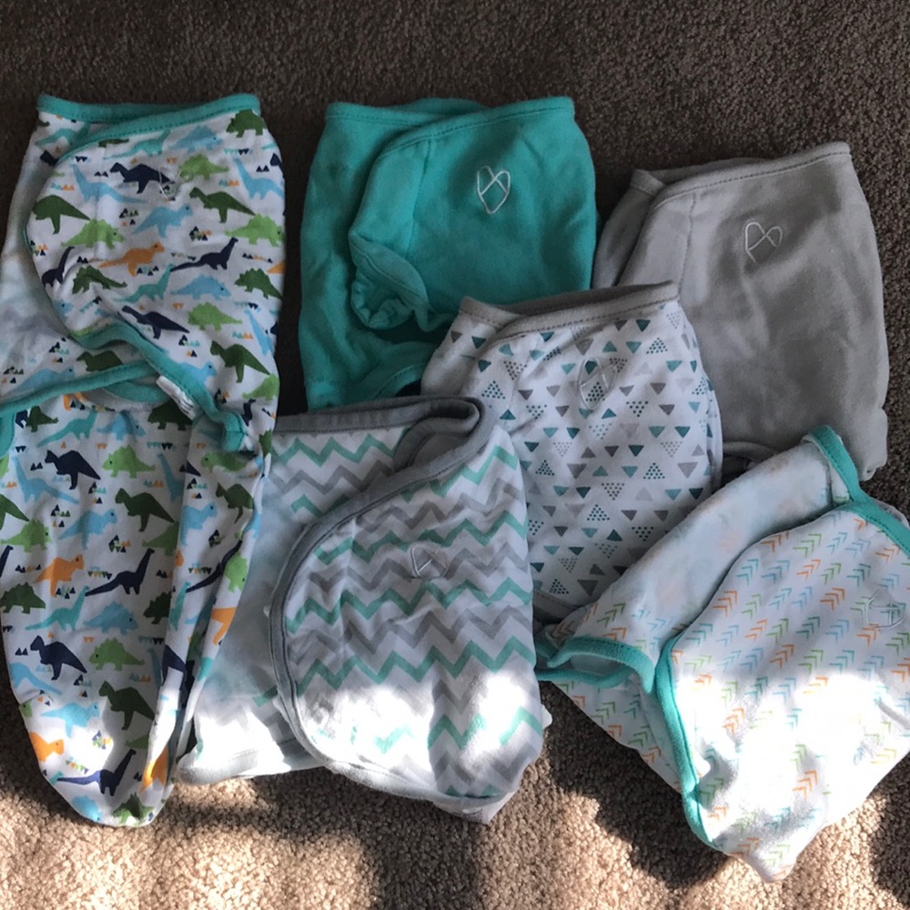 Lot of SwaddleMe swaddle sacks!